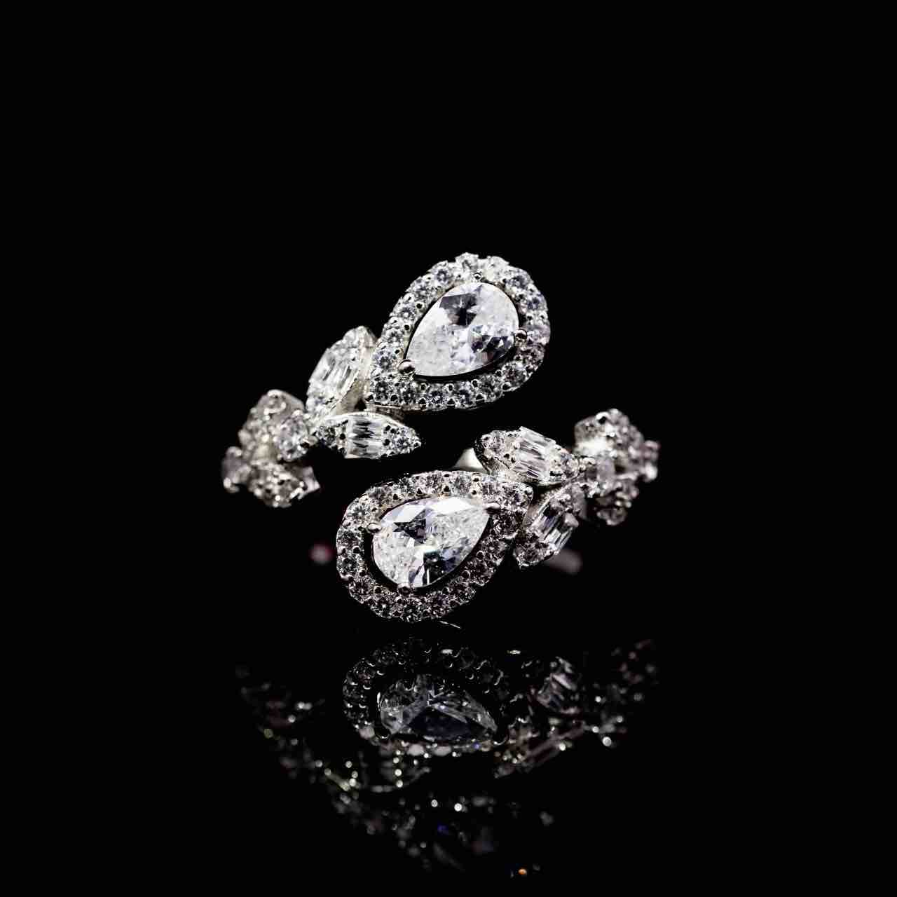 Omnia Kaamla White Bridal Full Set in 925 Silver High Quality Simulated Diamonds - OMNIASTORES UAE