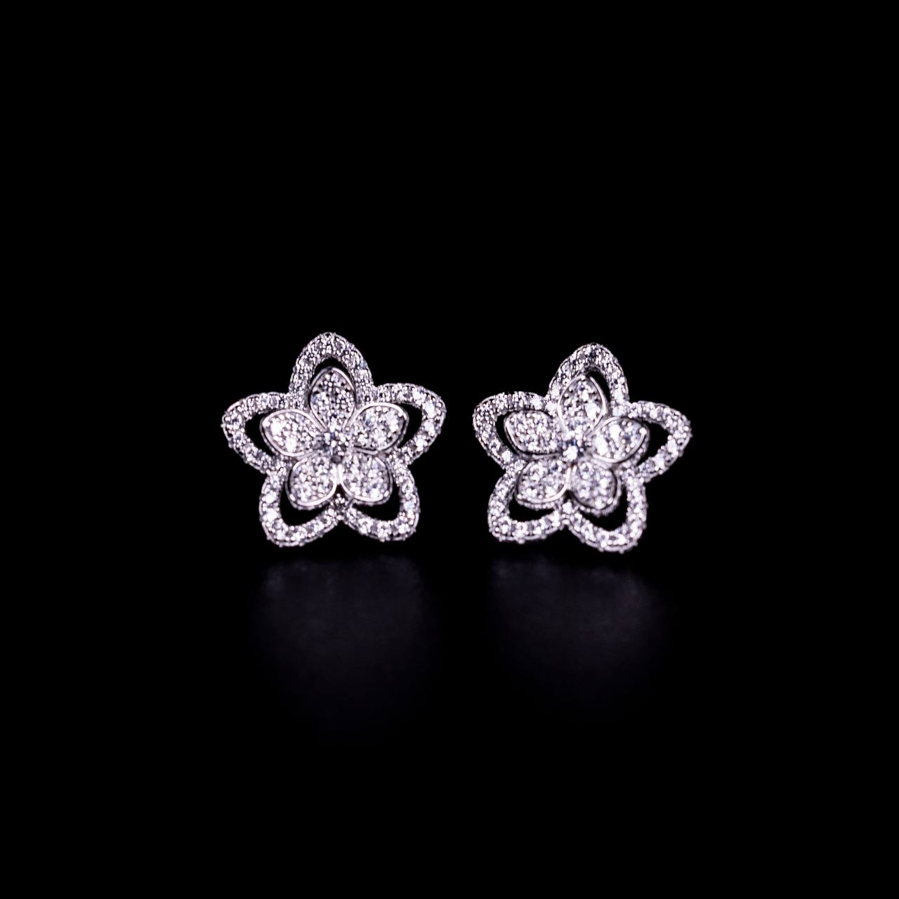 Omnia Saeeda White Star Stud Earrings In 925 Silver High Quality Certified Lab Crafted Round Cut Stones - OMNIASTORES UAE