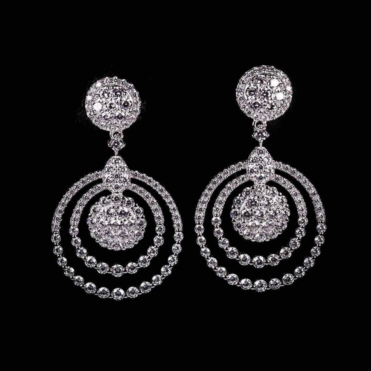 Omnia Rafeea White Silver Drop Earrings In 925 Silver High Quality Certified Lab Crafted Stones - OMNIASTORES UAE