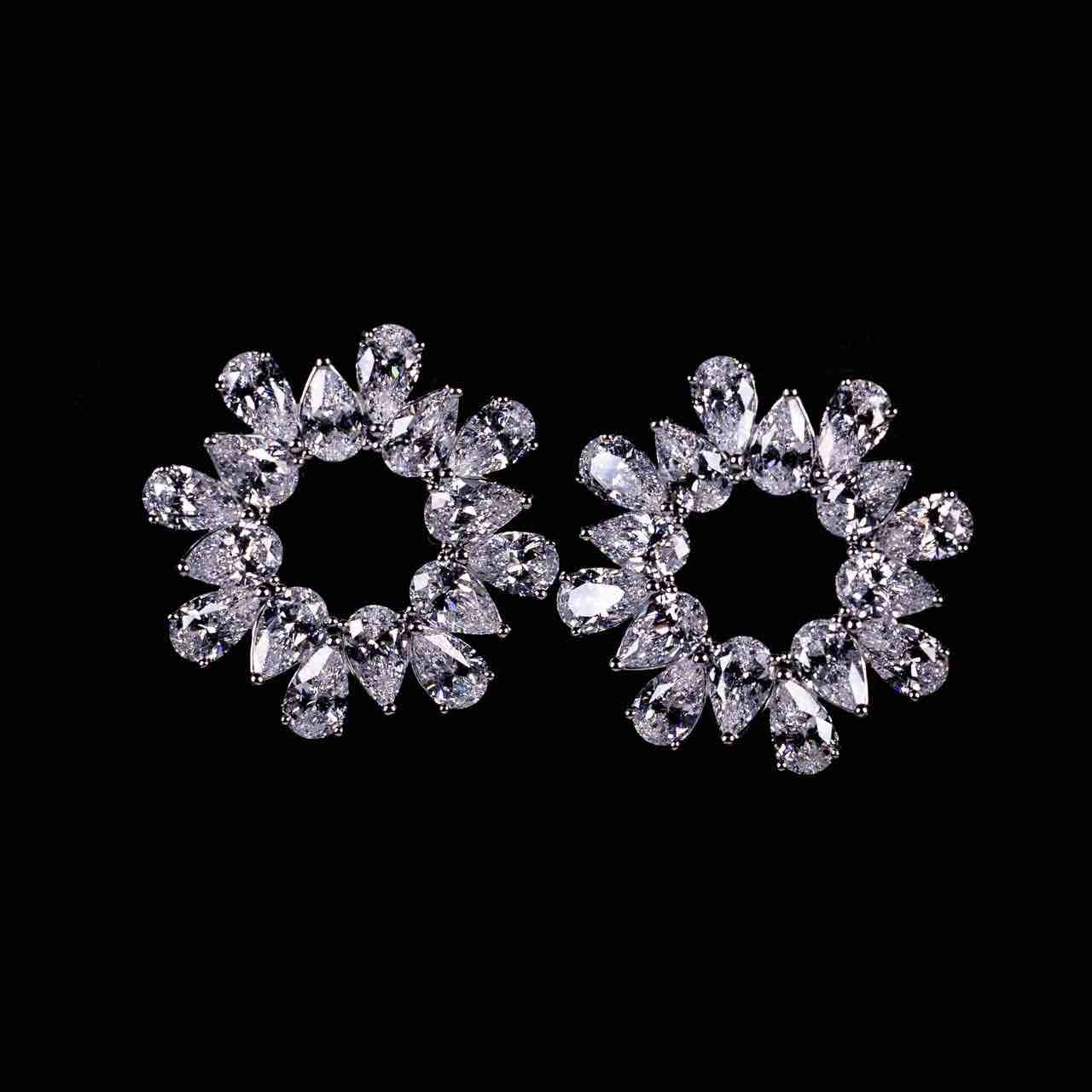 Omnia Ruqaiya White Flower Silver Stud Earrings In 925 Silver High Quality Certified Lab Crafted Stones - OMNIASTORES UAE