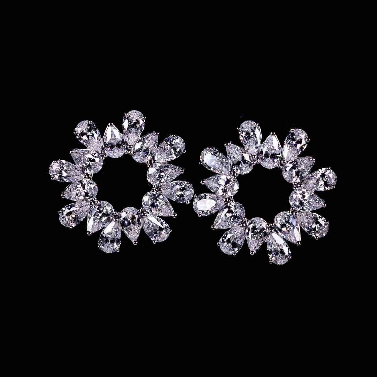 Omnia Ruqaiya White Flower Silver Stud Earrings In 925 Silver High Quality Certified Lab Crafted Stones - OMNIASTORES UAE