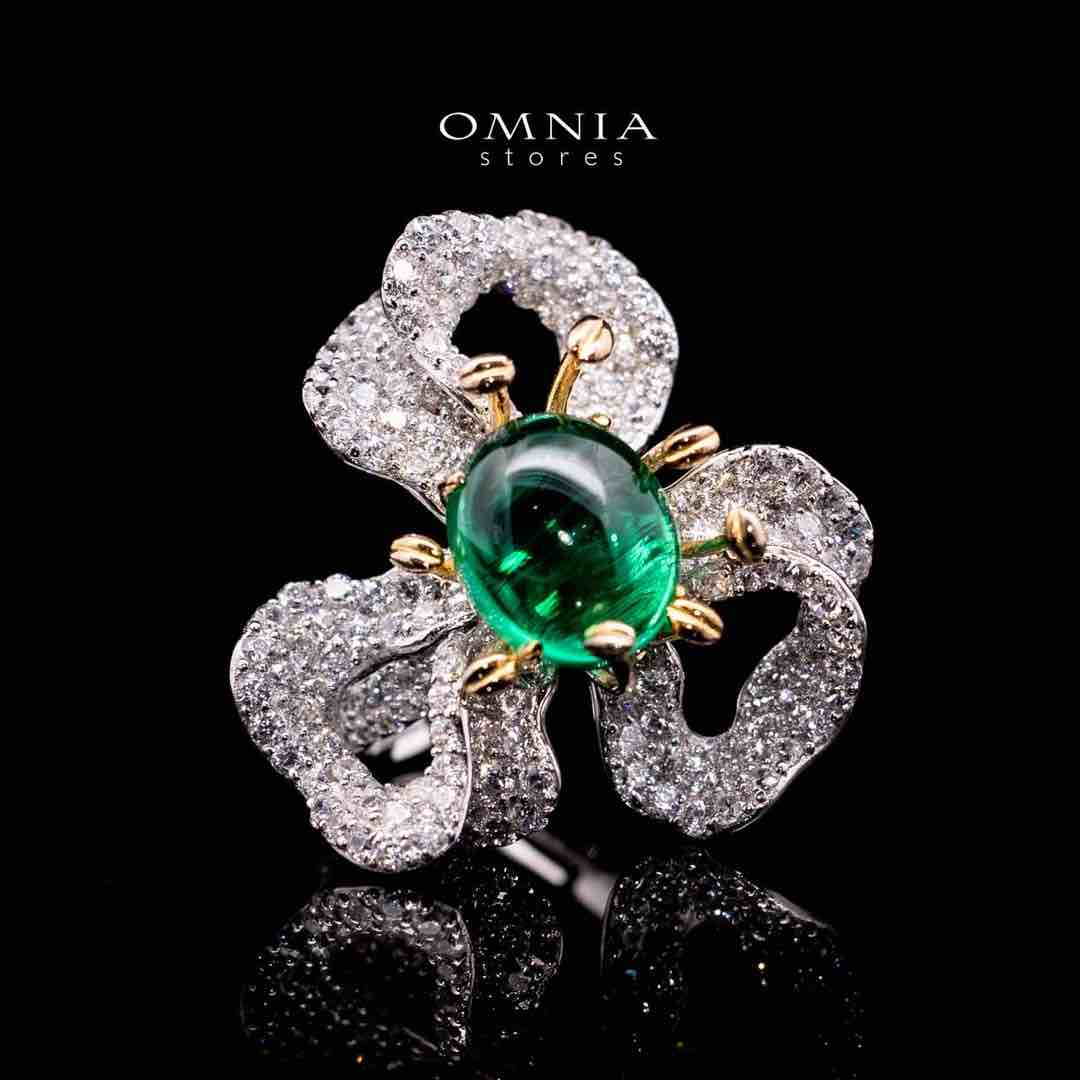 Omnia Zeenat Green and White Flower Silver Ring in 925 Silver High Quality Simulated Diamonds Stones - OMNIASTORES UAE