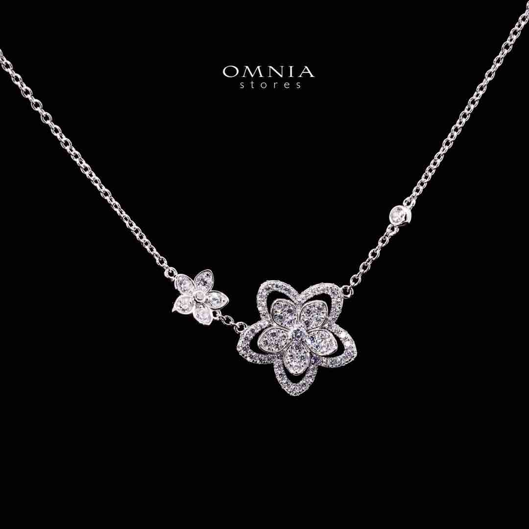 Omnia Saeeda White Star Pendant Necklace In 925 Silver High Quality Caertified Lab Crafted Stones - OMNIASTORES UAE