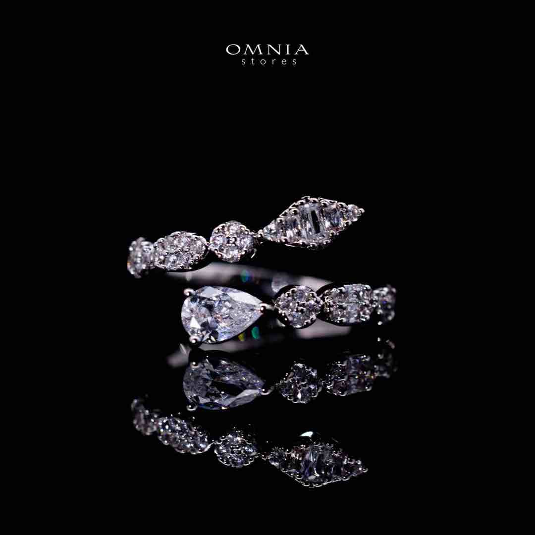 Omnia Zariyah Luxury White Necklace, Earrings and Ring Set in High Quality Zircon Stone Rhodium Plated - OMNIASTORES UAE