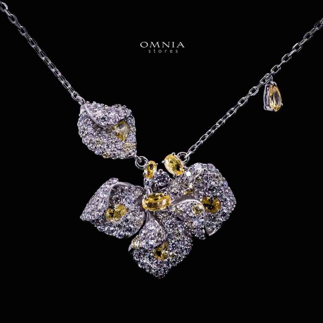Omnia Ilyana Yellow & White Leaf Silver Pendant Necklace in 925 Silver with High Quality Simulated Diamonds - OMNIASTORES UAE