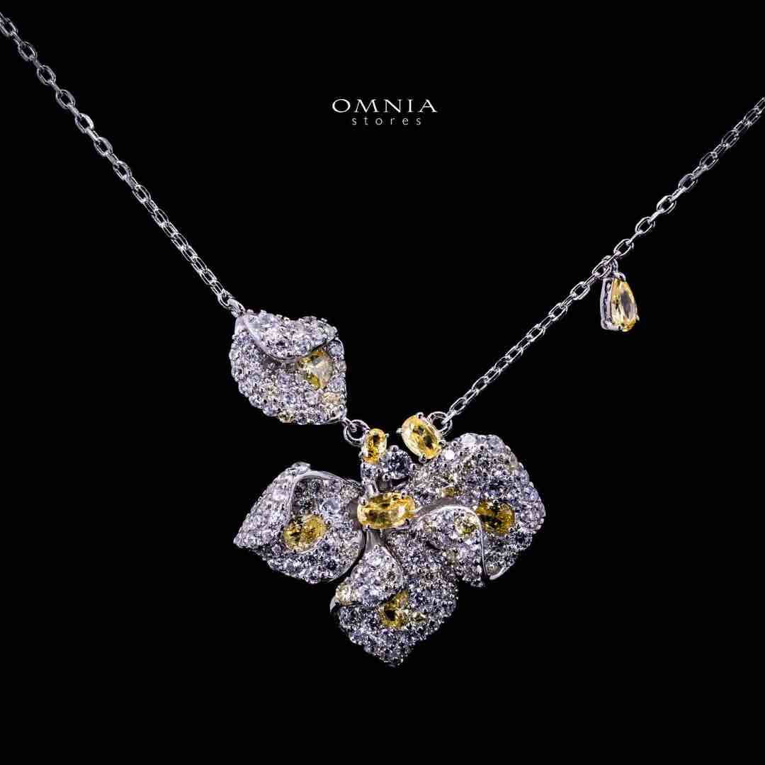 Omnia Ilyana Yellow & White Leaf Silver Pendant Necklace in 925 Silver with High Quality Simulated Diamonds - OMNIASTORES UAE