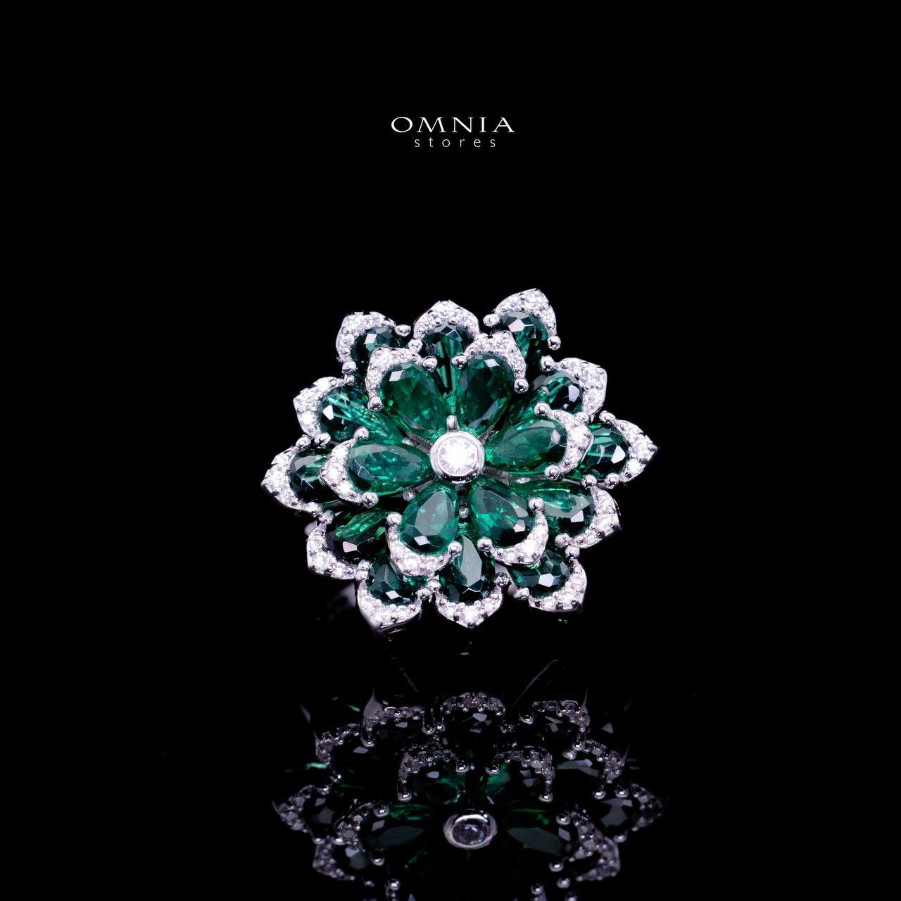 Omnia Damiyah Emerald Green Floral Silver Ring in 925 Silver with High Quality Simulated Diamonds - OMNIASTORES UAE