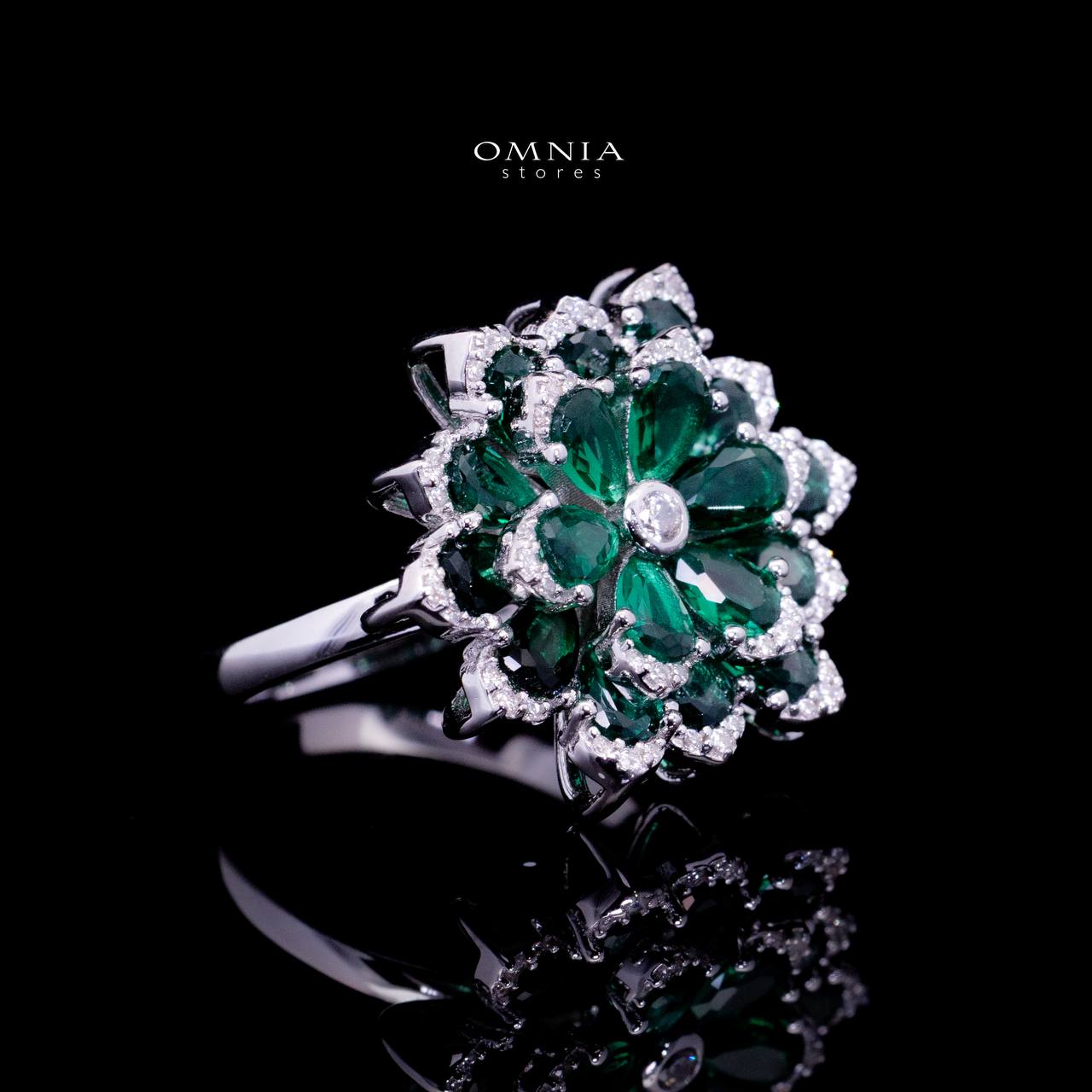 Omnia Damiyah Emerald Green Floral Silver Ring in 925 Silver with High Quality Simulated Diamonds - OMNIASTORES UAE