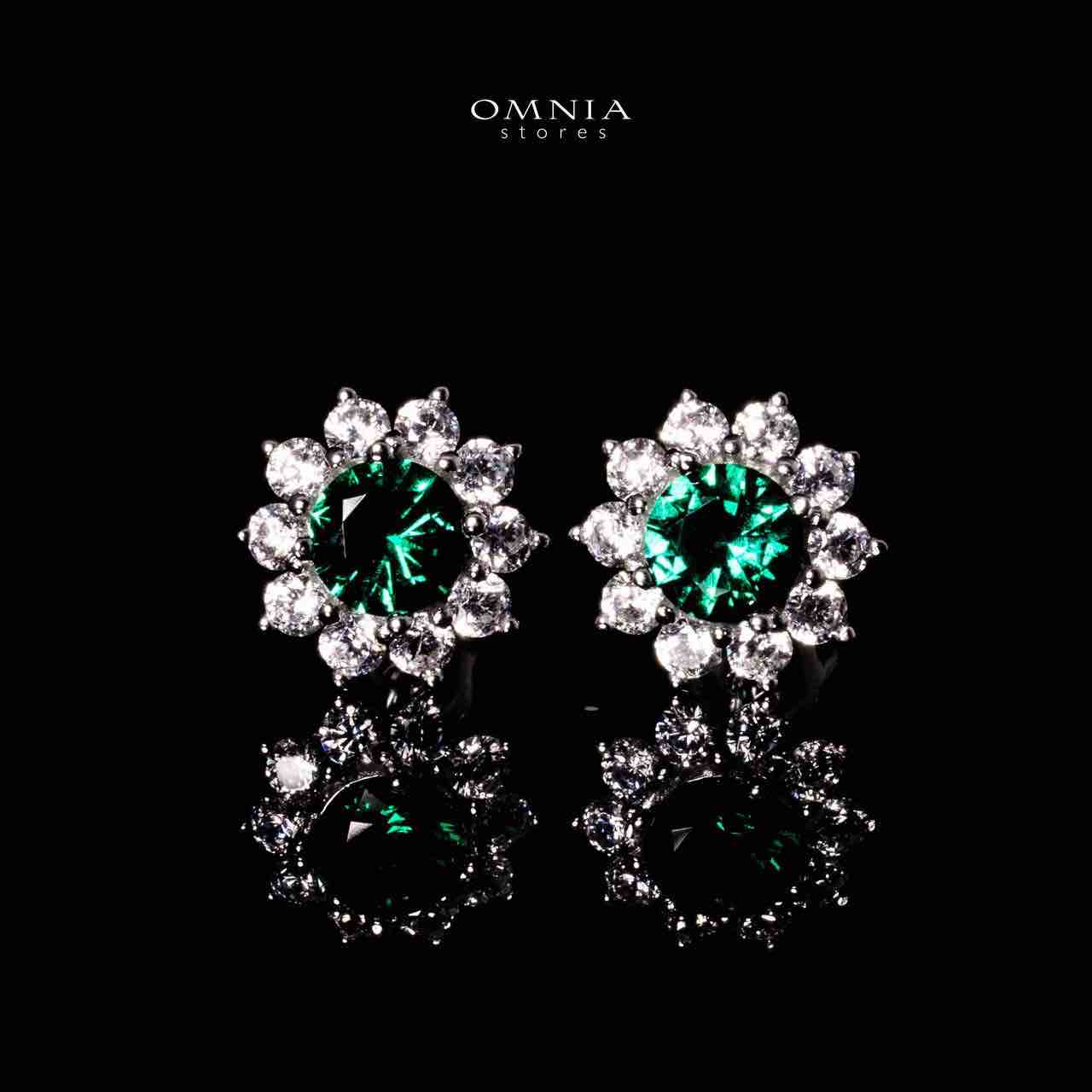 Omnia Naisha Silver Necklace and Earrings Set in 925 Silver With High Quality GRC Certified Emerald Green Lab Grown Stones