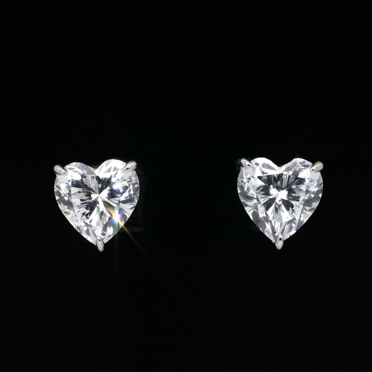 Omnia Nabia White Heart Earrings With High Quality Certified Lab Crafted Stones In 925 Silver