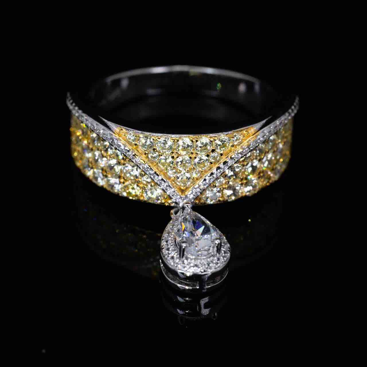 Omnia Sara Gold Ring With High Quality Simulated Diamonds In 925 Silver