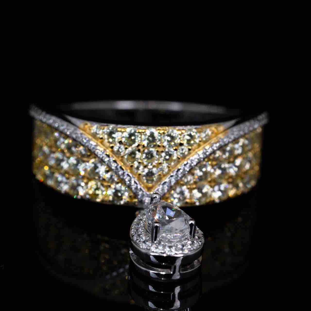 Omnia Sara Gold Ring With High Quality Simulated Diamonds In 925 Silver