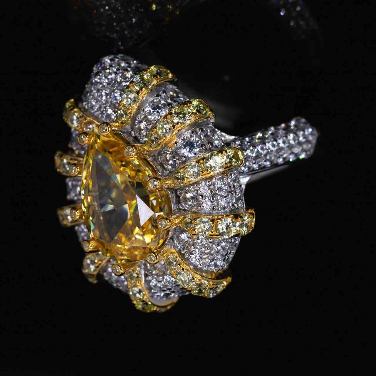 Omnia Zaila Yellow Ring With High Quality Simulated Diamonds In 925 Silver - OMNIASTORES KSA