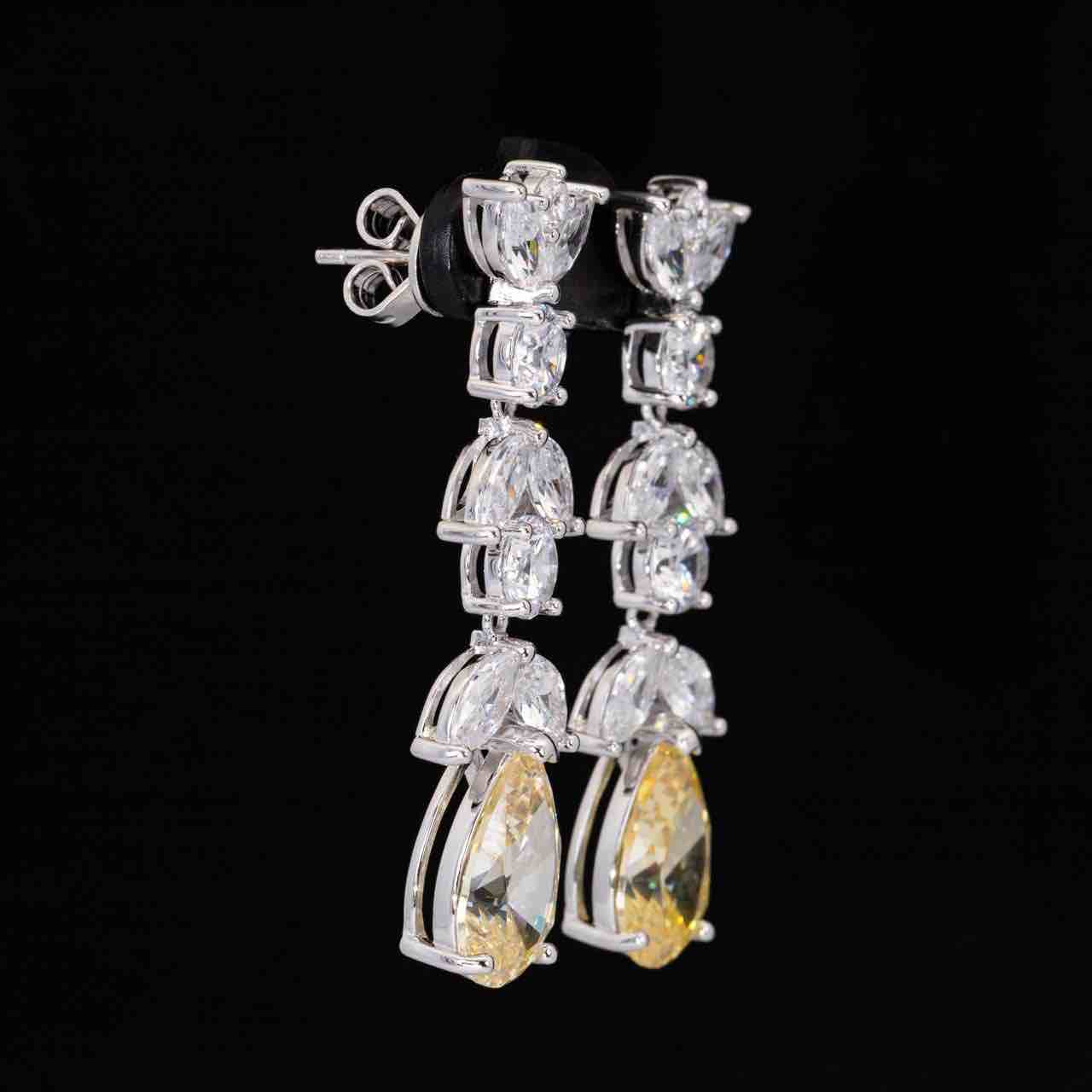Omnia Dia White and Yellow Drop Earrings With High Quality Simulated Diamonds In 925 Silver - OMNIASTORES KSA