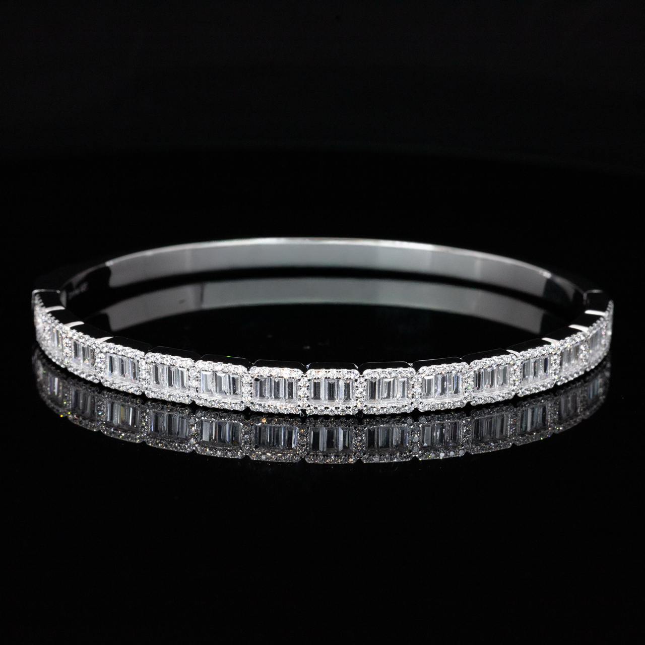Omnia Nyela White Bangle With High Quality Simulated Diamonds In 925 Silver - OMNIASTORES KSA