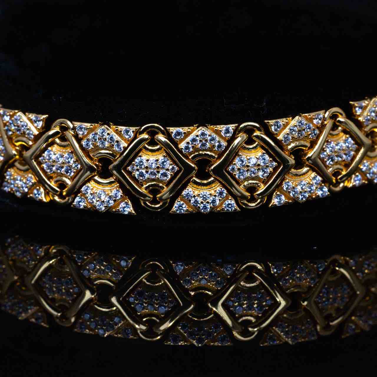 Omnia Lisi Gold and White Bracelet With High Quality Simulated Diamonds In 925 Silver - OMNIASTORES KSA