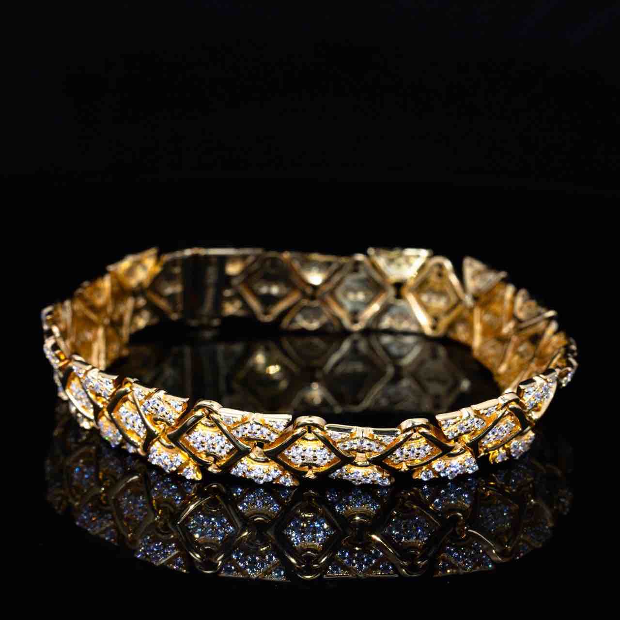 Omnia Lisi Gold and White Bracelet With High Quality Simulated Diamonds In 925 Silver - OMNIASTORES KSA