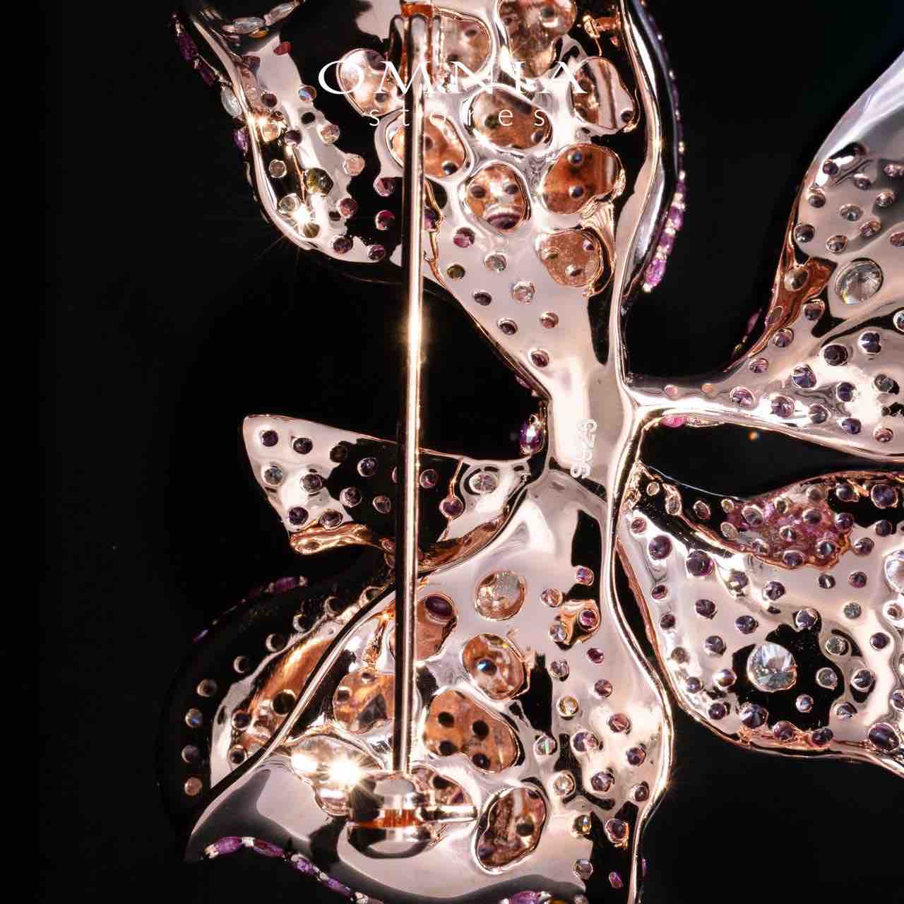 Omnia Doris Pink Ribbon Brooch With High Quality Simulated Diamonds in 925 Silver - OMNIASTORES KSA