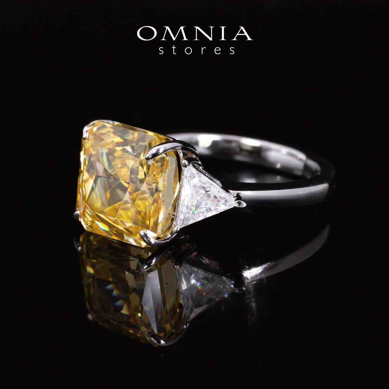 Paula Yellow and White Ring With High Quality Simulated Diamonds in 925 Silver - OMNIASTORES KSA