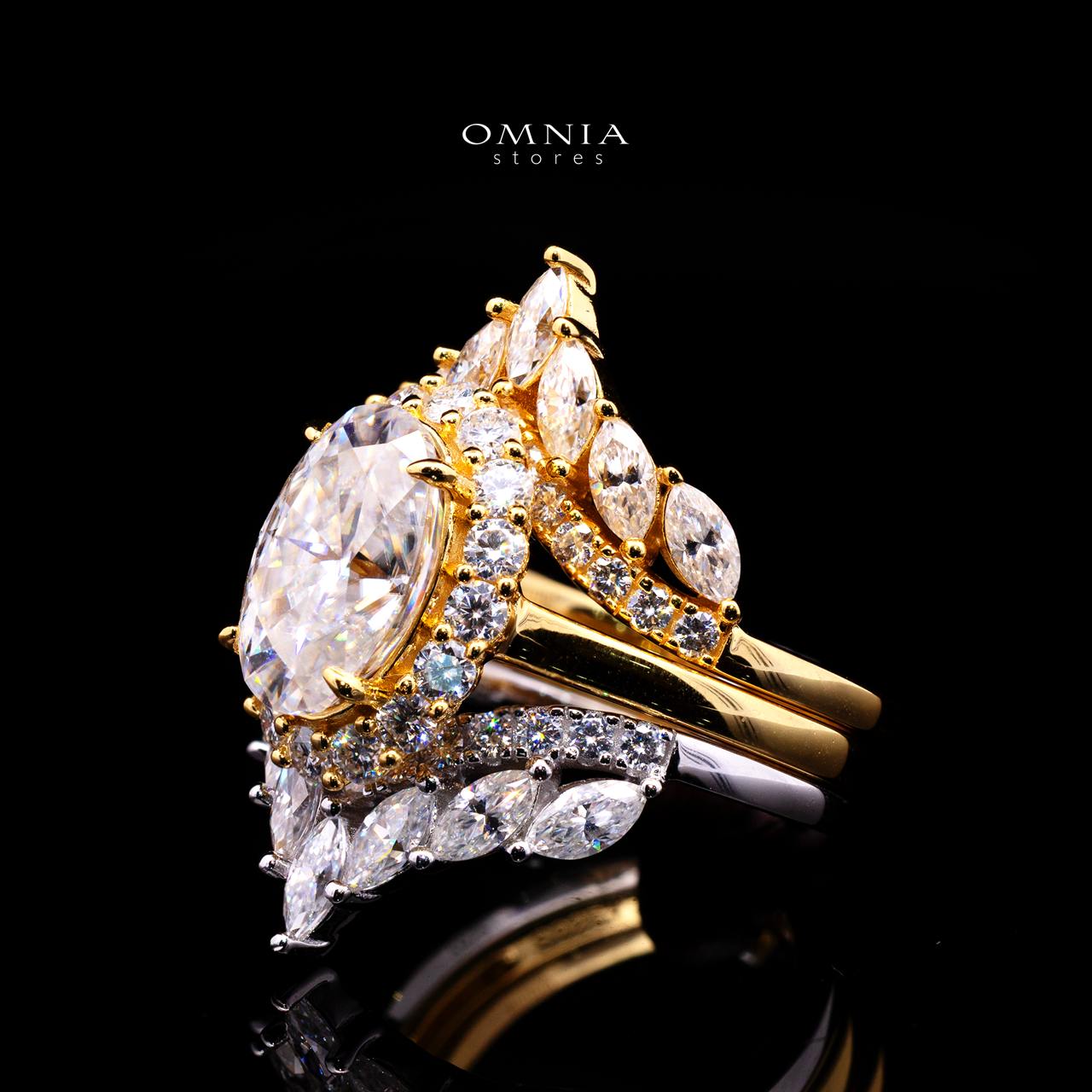 Vittoria Royal Moissanite Ring – 8x12mm Oval Lab-Grown White Moissanite 925 Sterling Silver