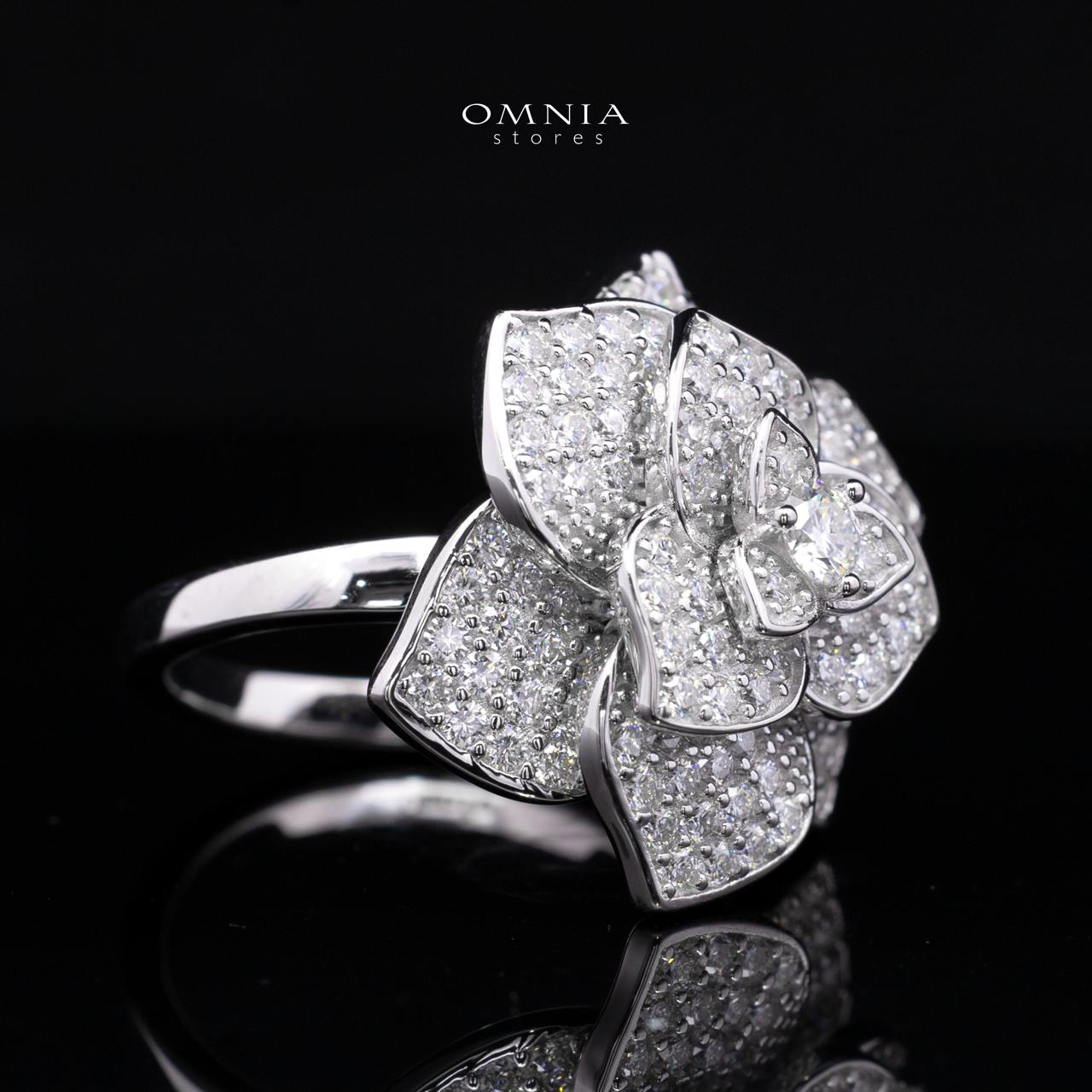 Solara Flower Design White Moissanite Stone Ring With GRA Certified High Quality in 925 Silver - OMNIASTORES KSA