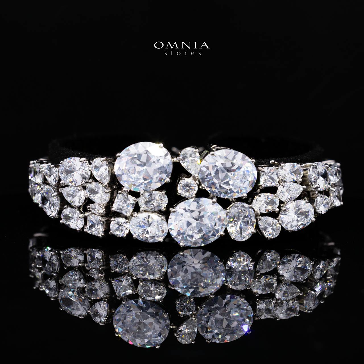 Artemis White Luxury Bridal Set with Round and Oval Cut Simulated Diamonds in High-Quality Rhodium Plated Finish - OMNIASTORES KSA