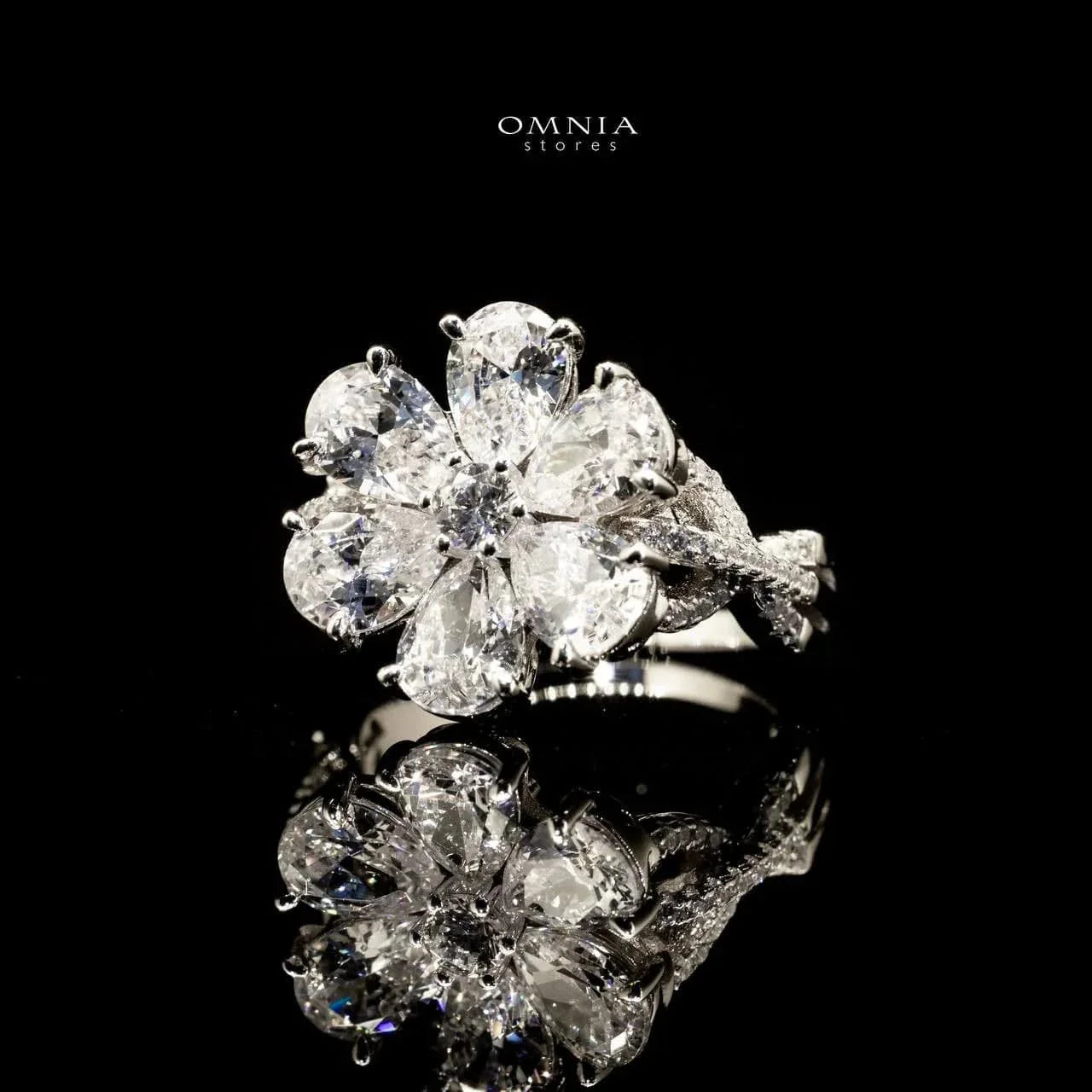 Omnia Chafia white 0.75 Carat Ring 92.5 Silver High Quality Simulated diamonds - OMNIASTORES UAE