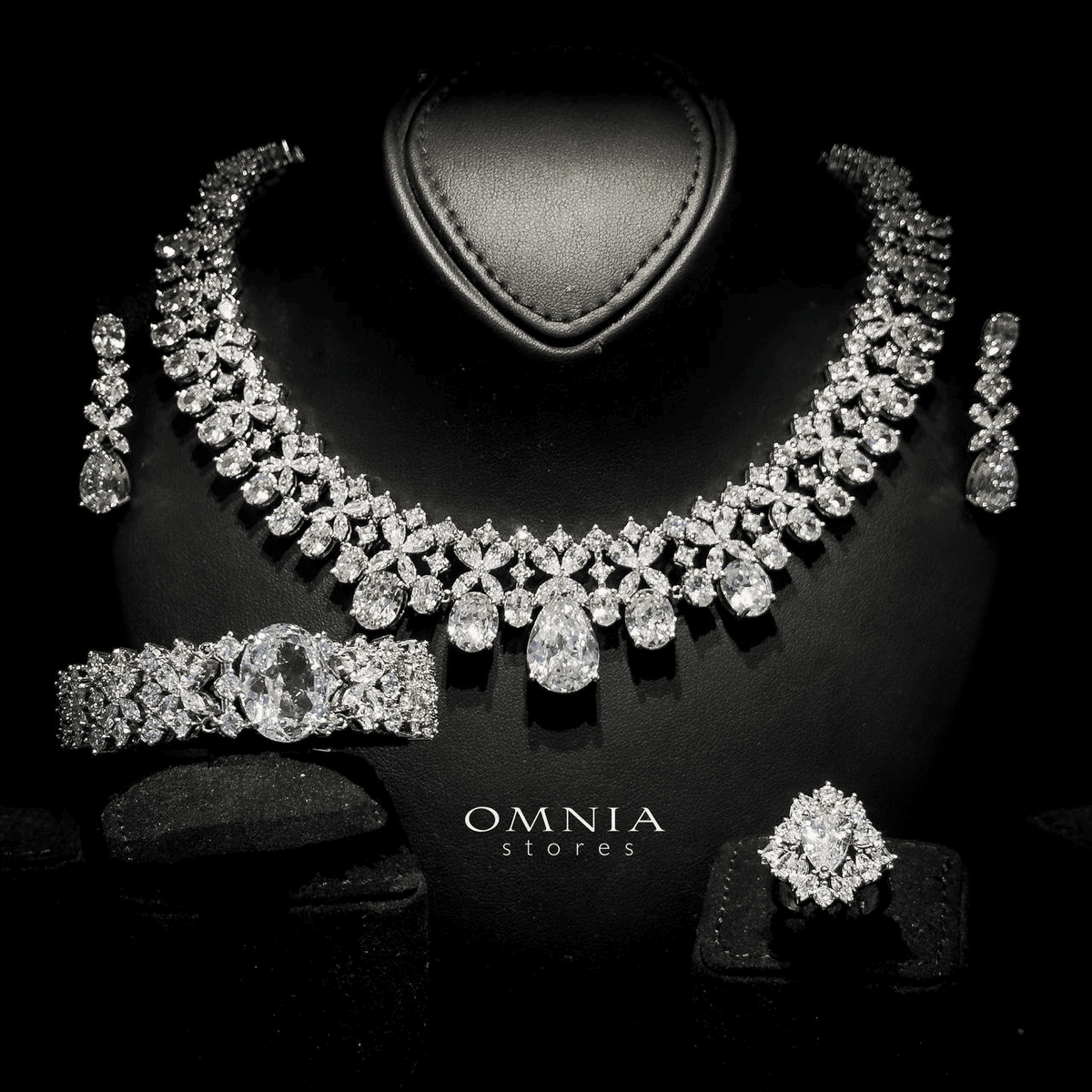 Omnia Suhana Royal Simulated Diamond White Full Set - OMNIASTORES UAE