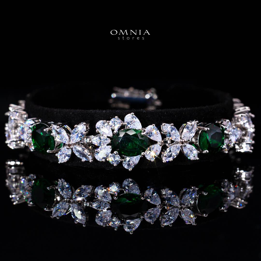 Omnia Muna Green Bridal Full Set in High Quality Simulated Diamonds - OMNIASTORES KSA