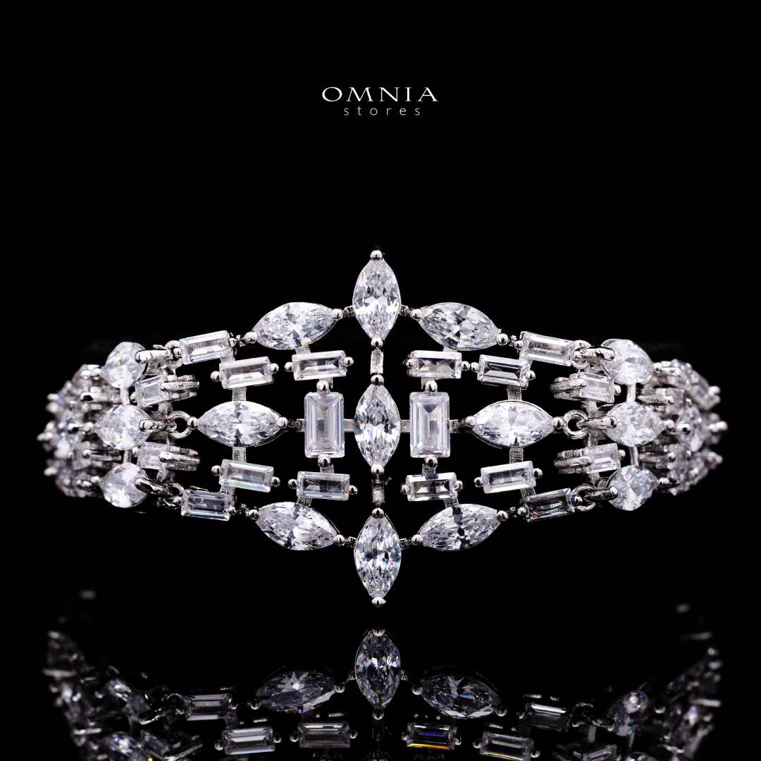 Omnia Soheila White Luxury Bridal Full Set with Emerald and Pear-Cut High Quality Simulated Diamonds Premium Rhodium Plated