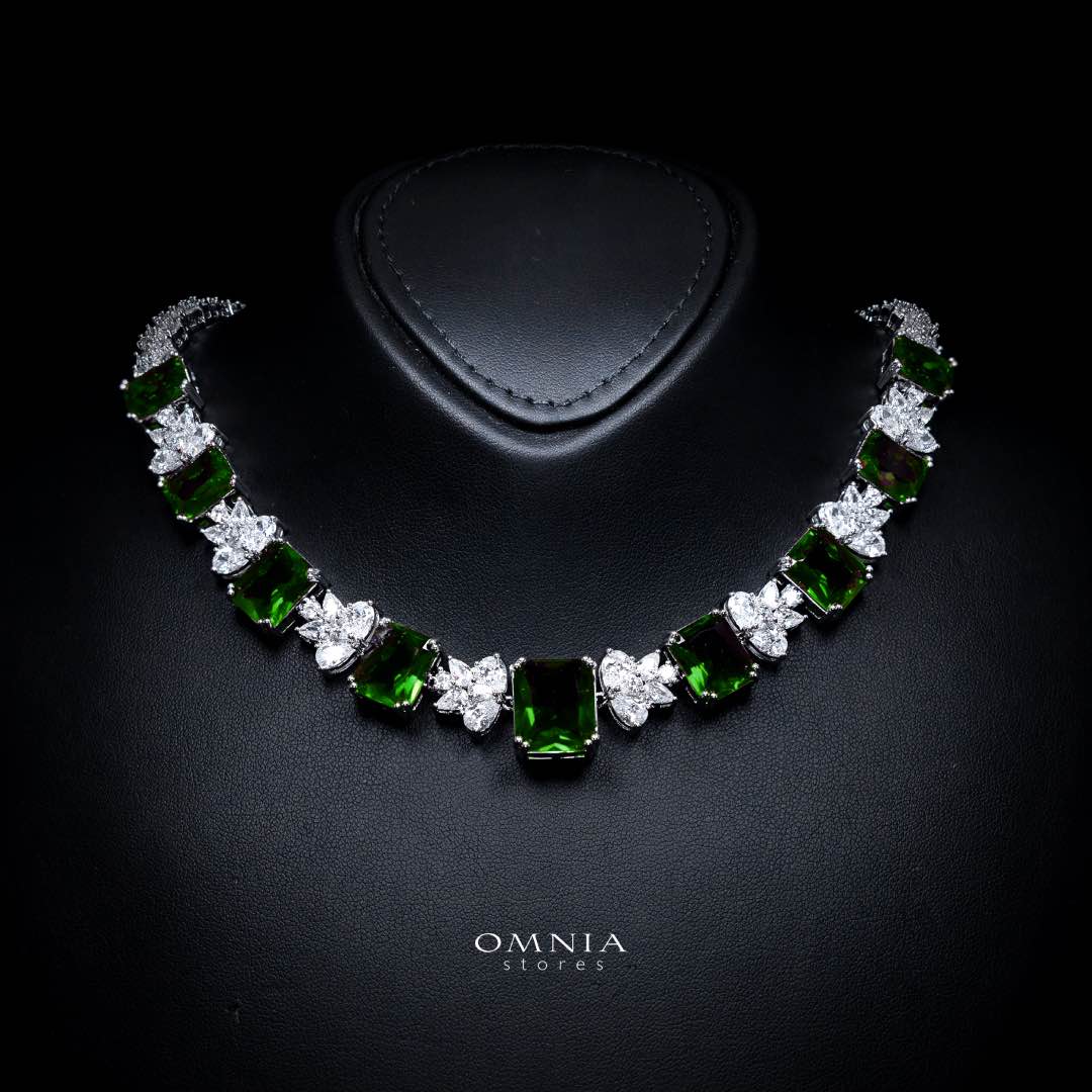 Omnia Amelia Green Bridal Full Set with Emerald and Pear-Cut High-Quality Simulated Diamonds in High-Quality Rhodium Plating - OMNIASTORES KSA