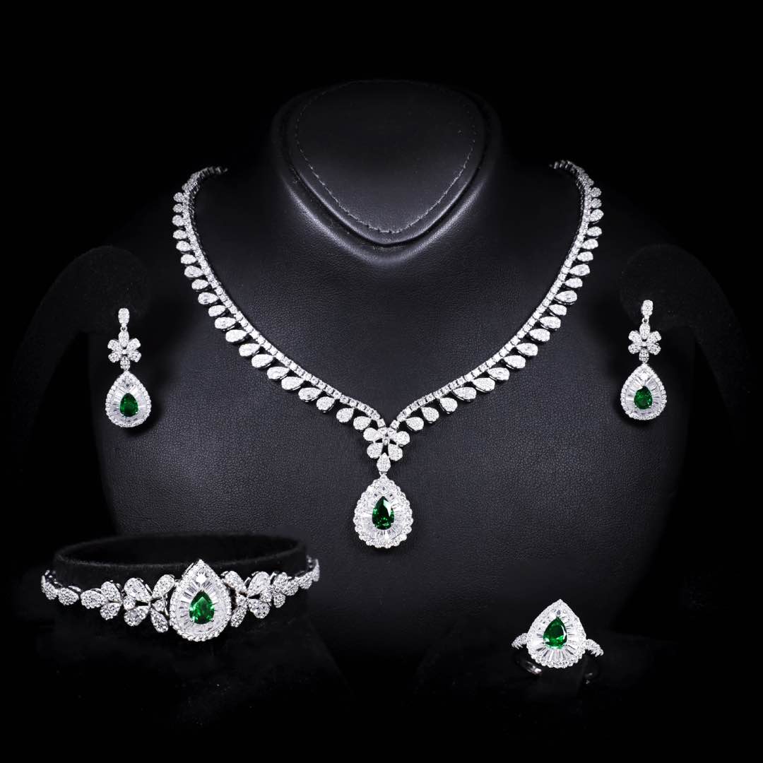 Omnia Sophia Green Teardrop Bridal Full Set in 925 Silver with High Quality Simulated Diamonds - OMNIASTORES UAE