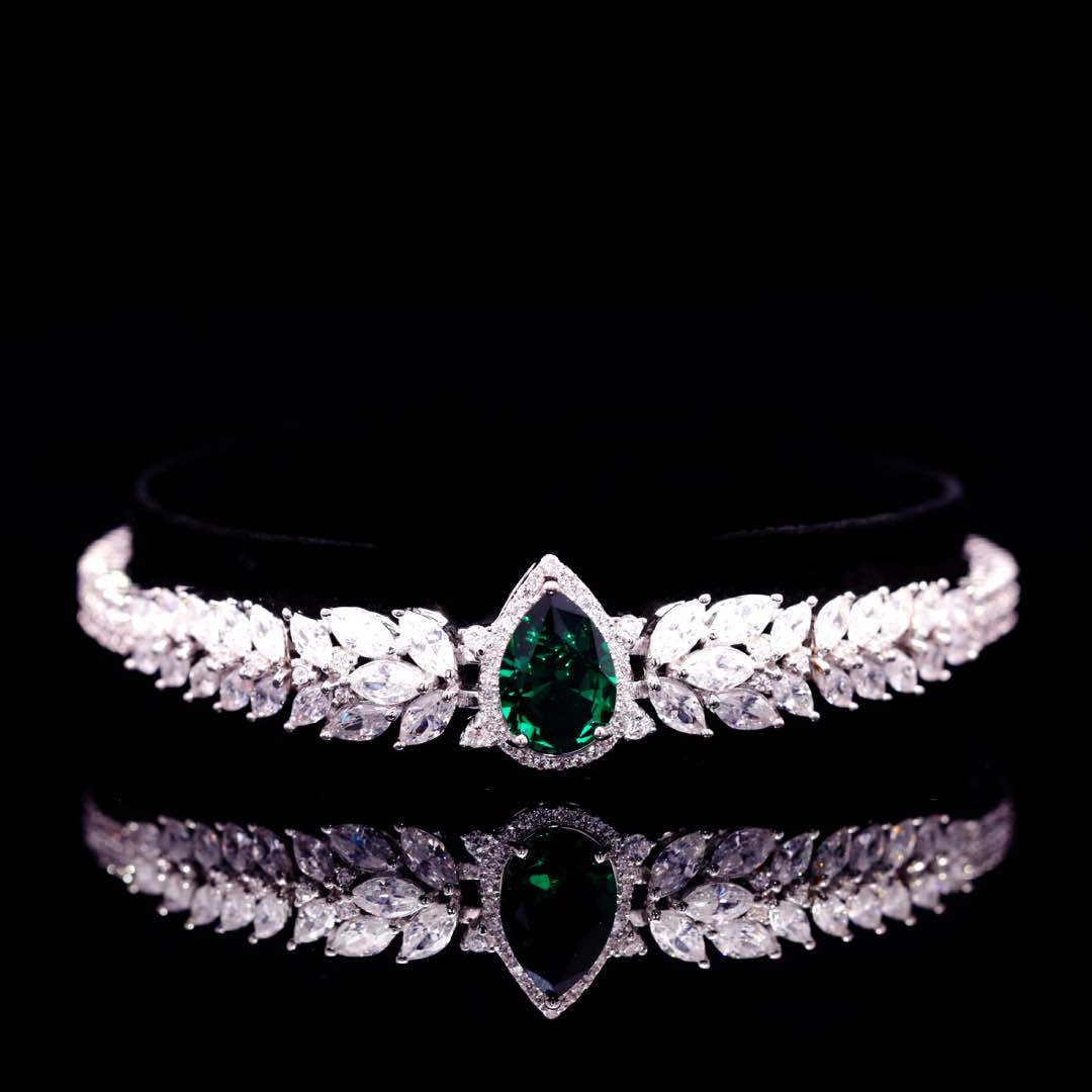 Omnia Aamira Teardrop-Design Bridal Crystal Emerald Green Full Set with High Quality Zircon Stone Premium Rhodium Plated - OMNIASTORES UAE