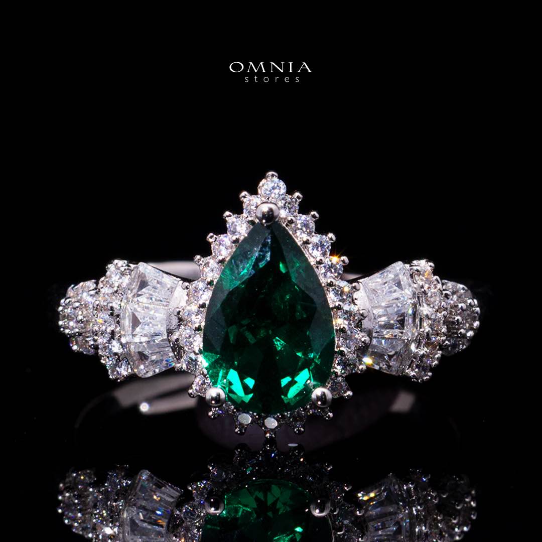 Omnia Ethereal Green Drop-Down Pear Shape Full Set in Rhodium Plated - OMNIASTORES UAE