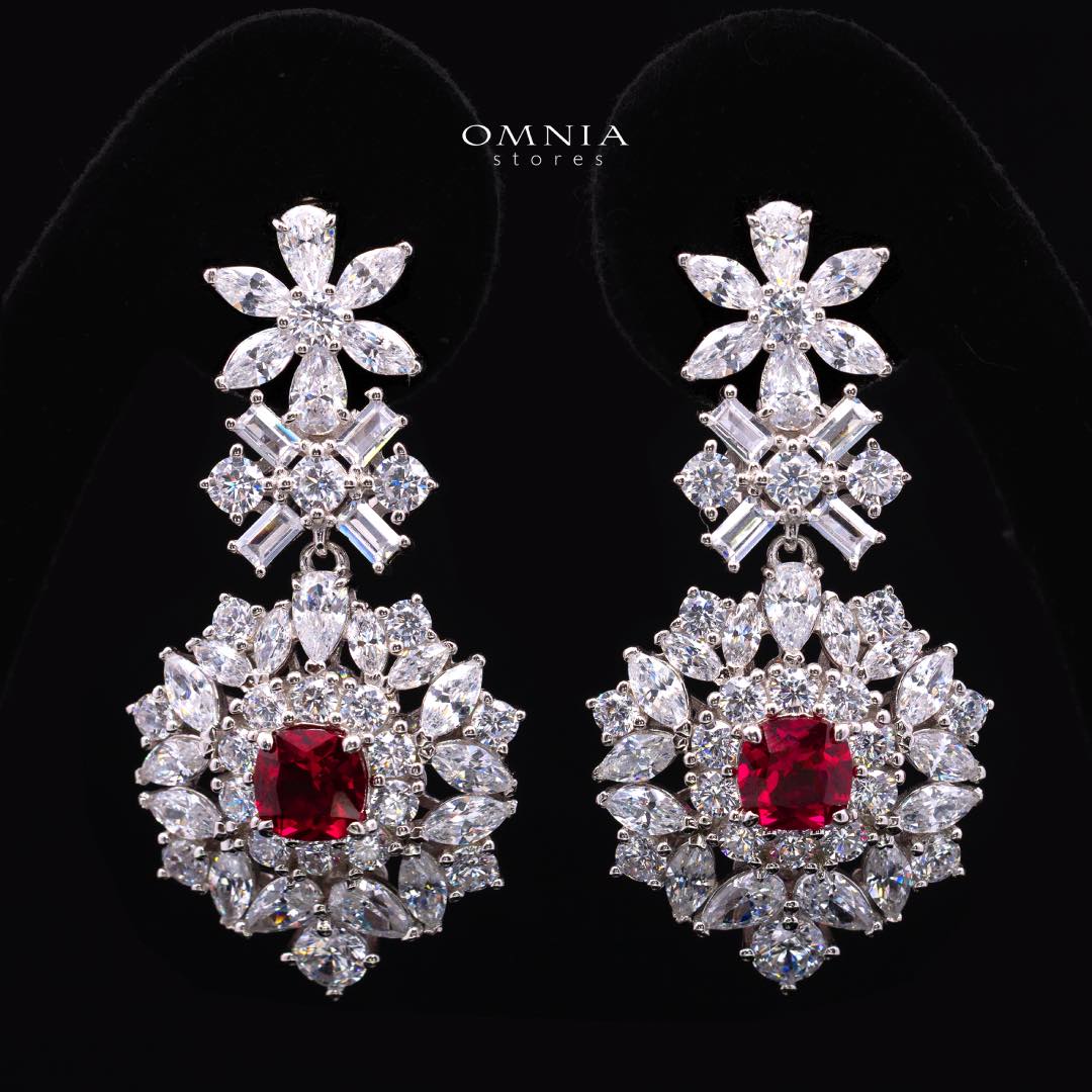 Omnia Alhan Necklace , Earrings & Ring Set in 925 Silver with Pear-Cut High-Quality Simulated Diamonds - OMNIASTORES KSA