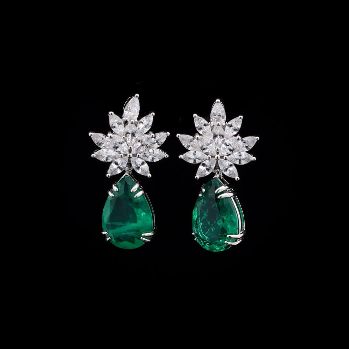 Omnia Cidra Green Earrings in 92.5 Silver High Quality Simulated Diamonds