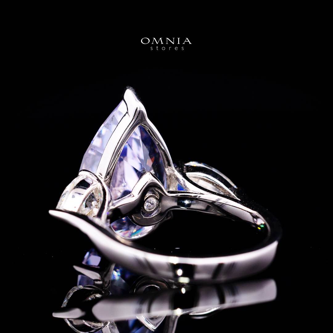 Omnia Nadira Light Purple and White Silver Ring In 925 Silver High Quality Certified Lab Crafted Stones 3.8Ct - OMNIASTORES KSA