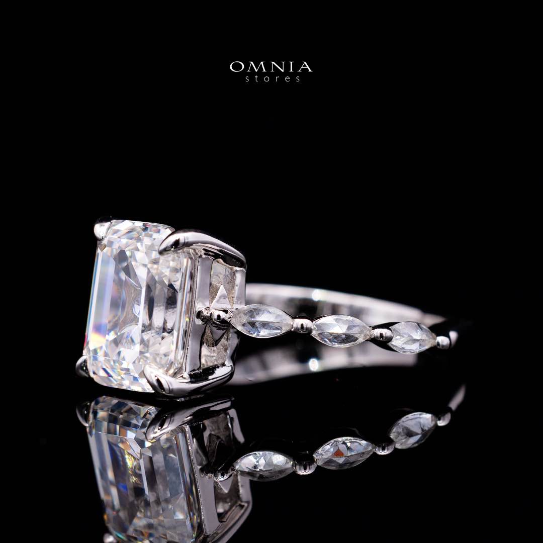 Omnia Azka White Silver Ring In 925 Silver High Quality Certified Lab Crafted Stones 7.8Ct - OMNIASTORES KSA