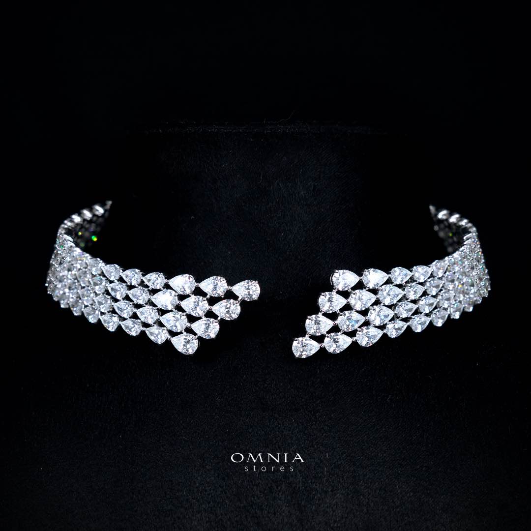 Omnia Siya White Choker Necklace With High Quality Simulated Diamonds In 925 Silver - OMNIASTORES KSA