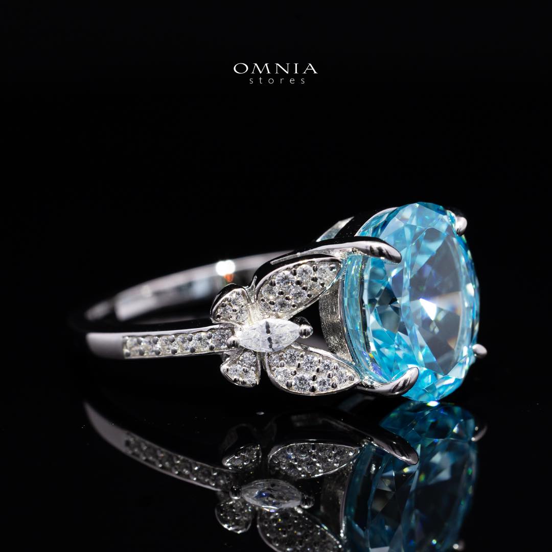 Omnia Maysun Baby Blue Oval Ring in 925 Silver with Simulated Diamonds - OMNIASTORES KSA