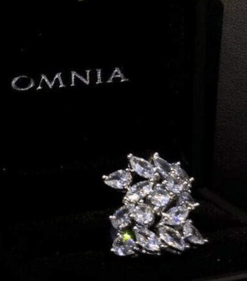 Omnia Zakiyah Bridal Full Set in High Quality Simulated Diamonds with Pear and Marquise Cut Stones, Rhodium Plated - OMNIASTORES UAE