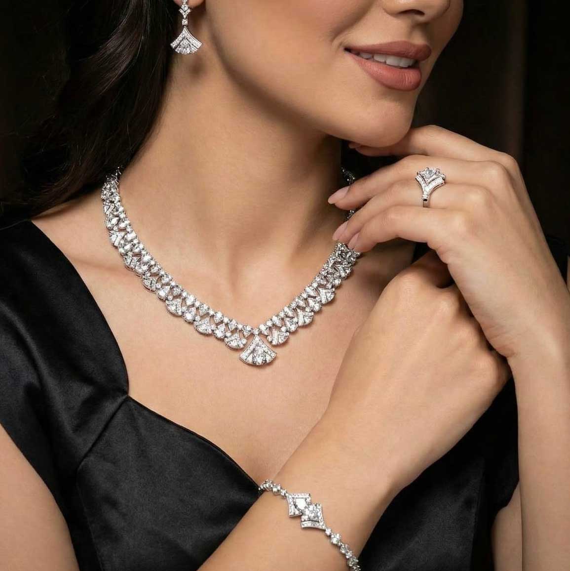 Omnia Elizabeth Pure White - OMNIASTORES KSA