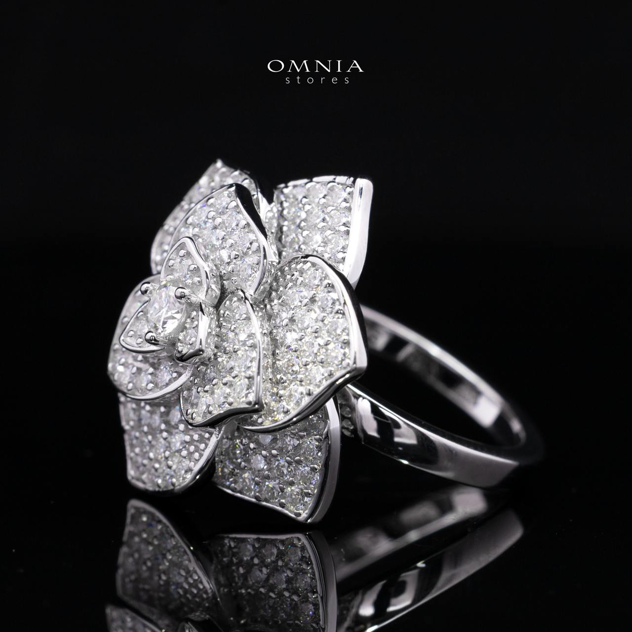 Solara Flower Design White Moissanite Stone Ring With GRA Certified High Quality in 925 Silver - OMNIASTORES KSA