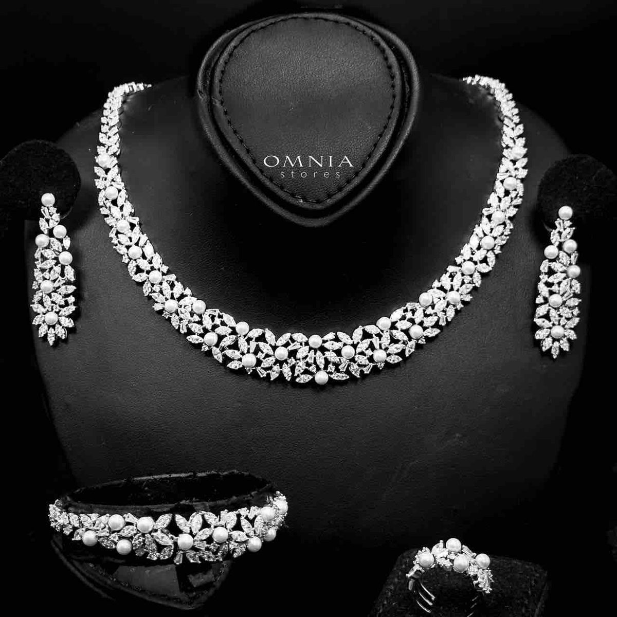 Omnia Fadwa White Luxury Bridal Full Set – High-Quality Zircon Stones Rhodium Plated - OMNIASTORES KSA