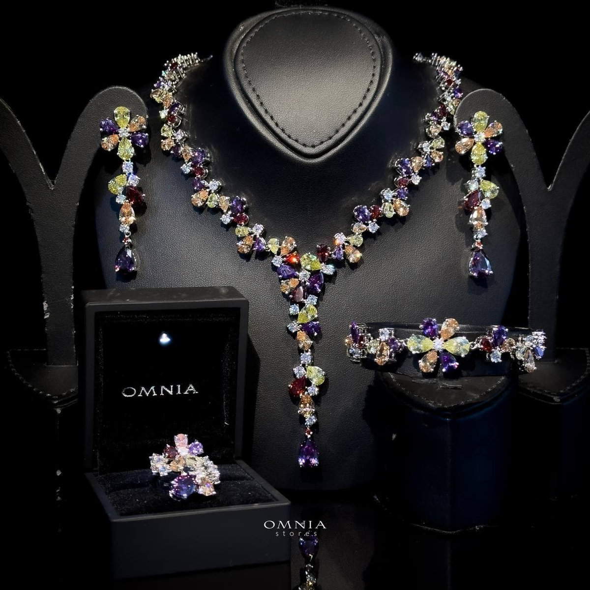 Omnia Aziza Bridal Full Set in High Quality Simulated Diamonds Premium Rhodium Plated - OMNIASTORES UAE