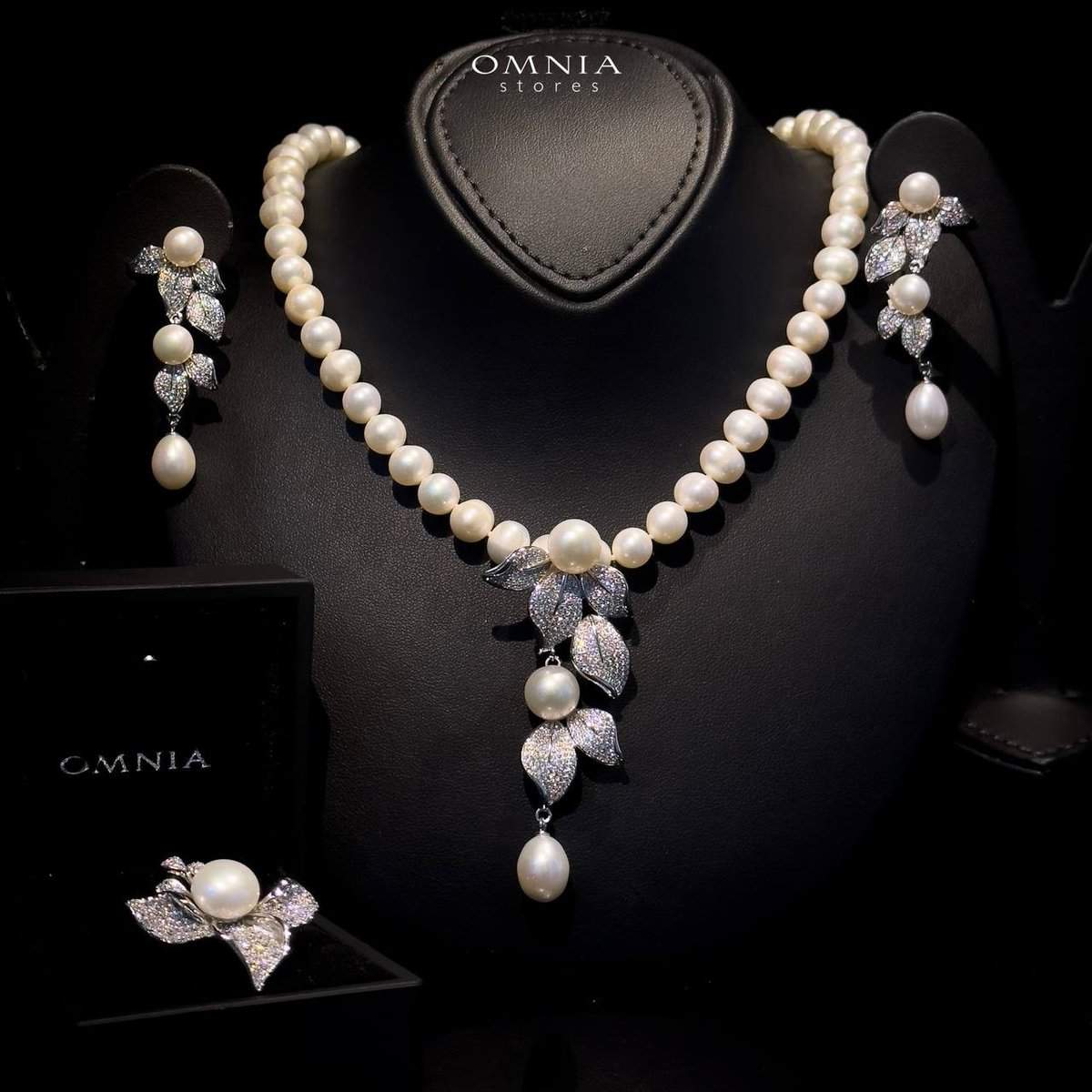 Omnia Precious Fresh Real Water Pearl Set 925 Silver In High Quality Simulated diamonds - OMNIASTORES UAE