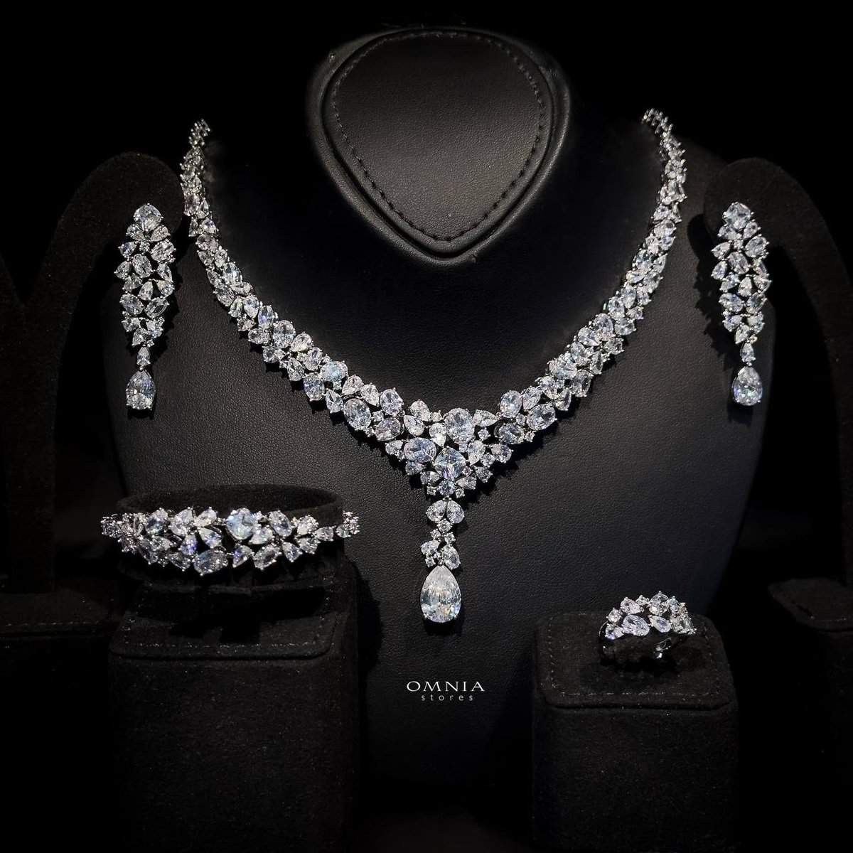 Omnia Reman White Bridal Full Set in High Quality Zircon Stone in Rhodium Plated - OMNIASTORES UAE