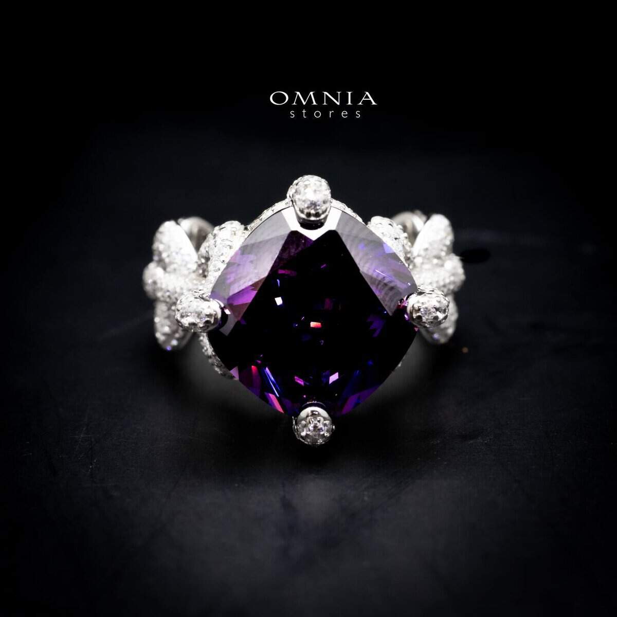 Omnia Farhana Ring 92.5 Silver High Quality Simulated diamonds - OMNIASTORES UAE