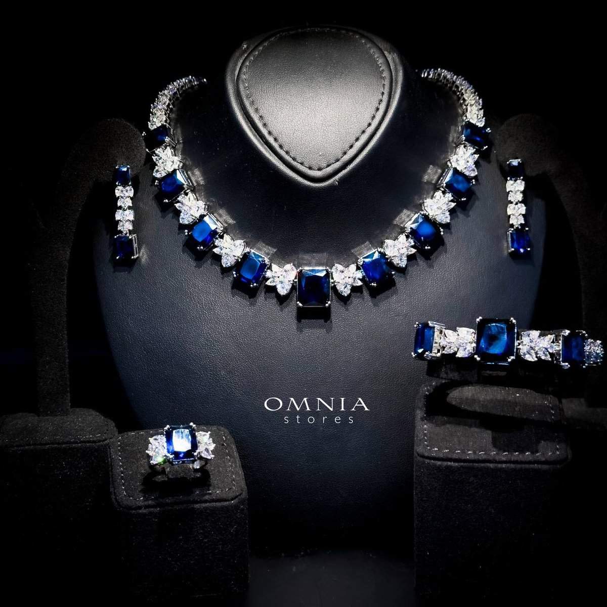 Omnia Amelia Blue Bridal Full Set in High Quality Simulated Diamonds - OMNIASTORES UAE