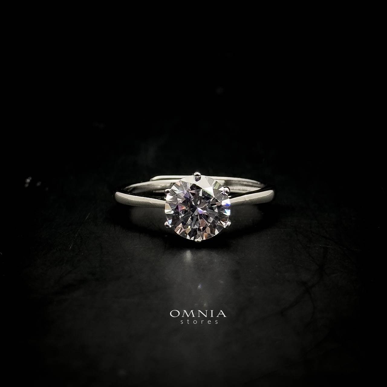 Omnia Omaira Classic Ring in 92.5 Silver with High Quality Iced Cut Stone - OMNIASTORES UAE